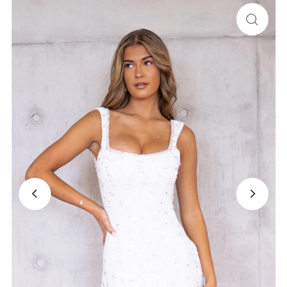 Elegant White Wedding Dress